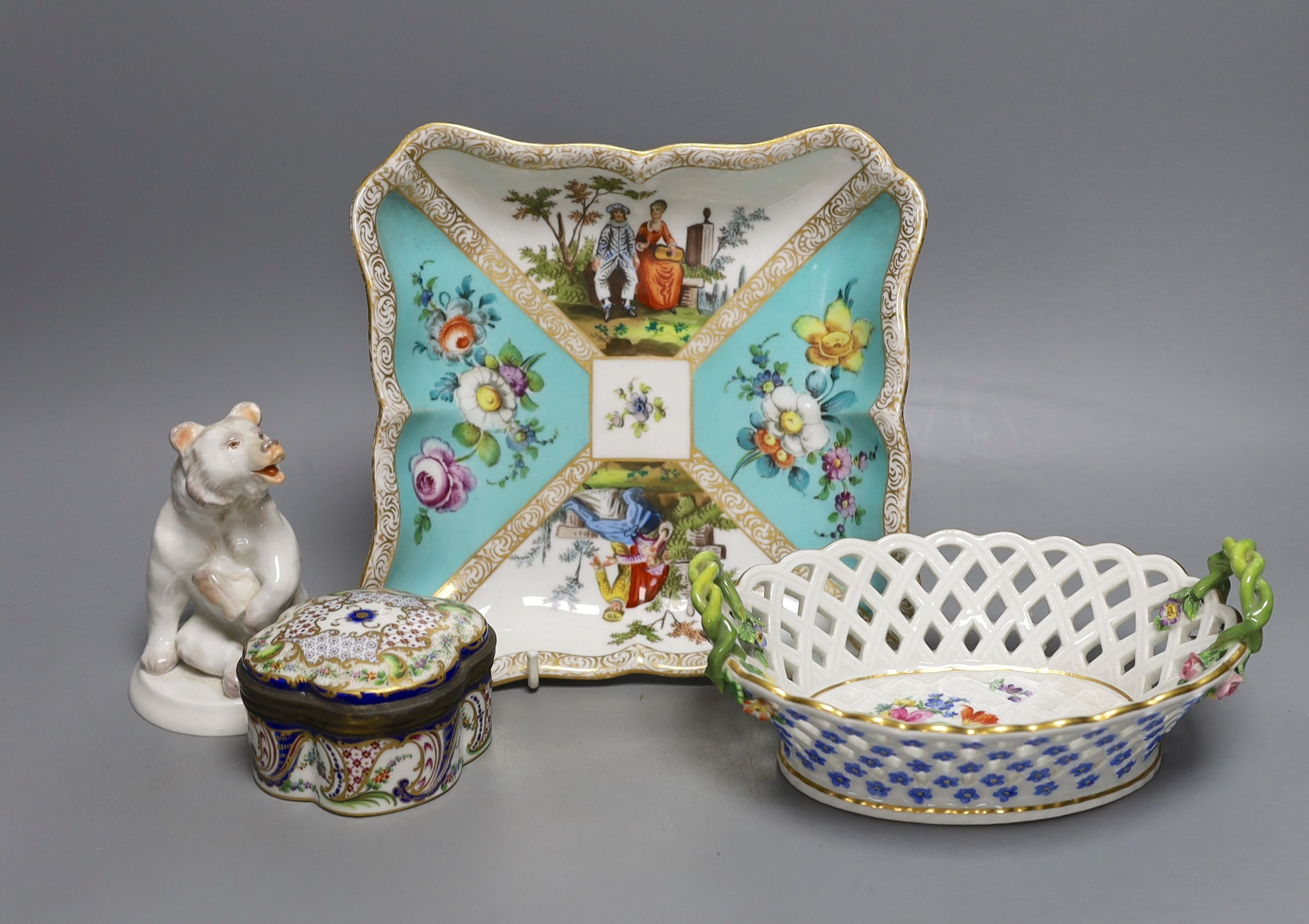 A moden Meissen figure of a bear, 11cm tall, together with a painted porcelain trinket box and two Meissen dishes (4)